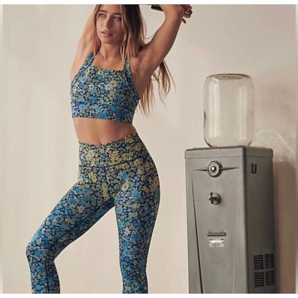 Free People Movement Lose Control Bra/Leggings Set Size M and size S - Picture 1 of 9